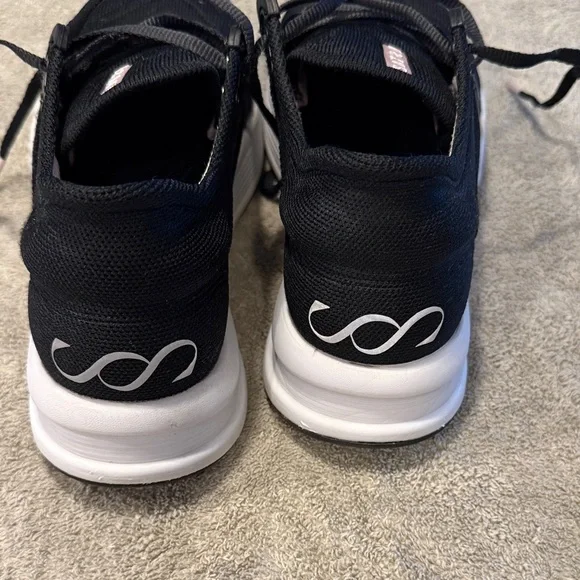 Saysh Women's Black Sneakers size 8.5 the Felix runner in ebony - Picture 4 of 5